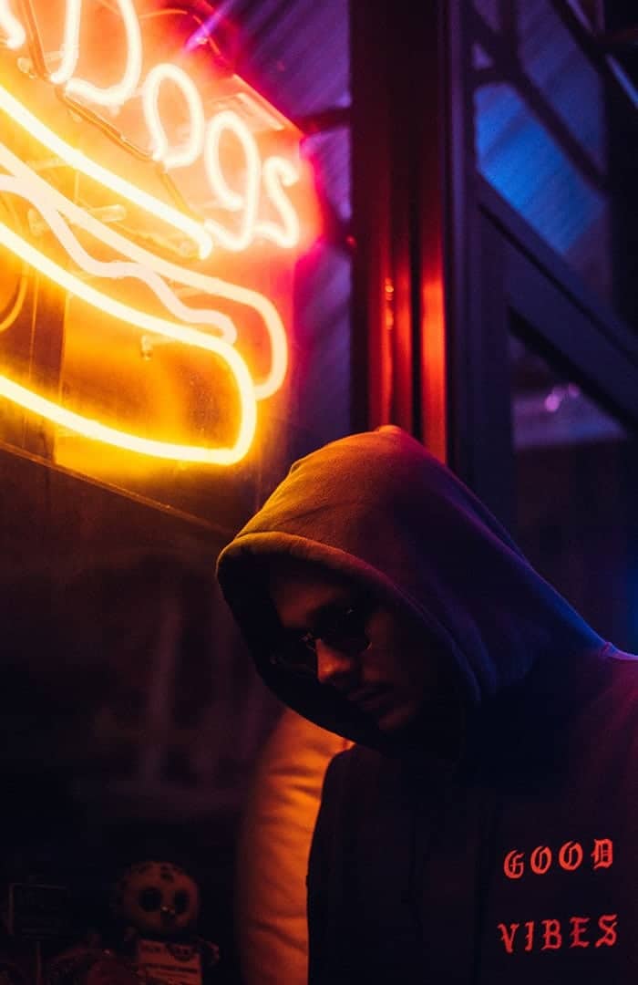 good-vibes-neon-optimized.jpg
